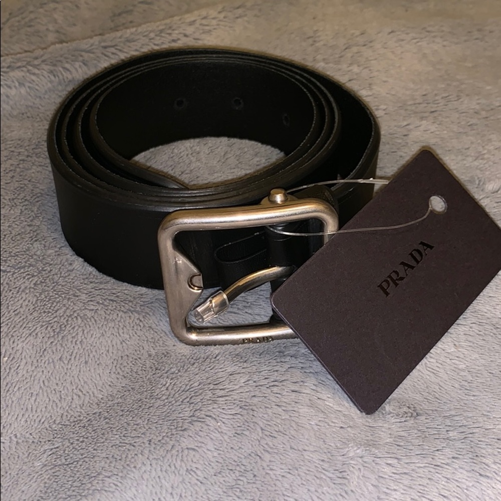 BRAND NEW MEN’S LEATHER PRADA BELT